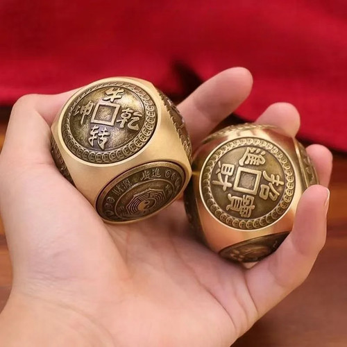 Lucky coin fidget spinner toy - lucky,